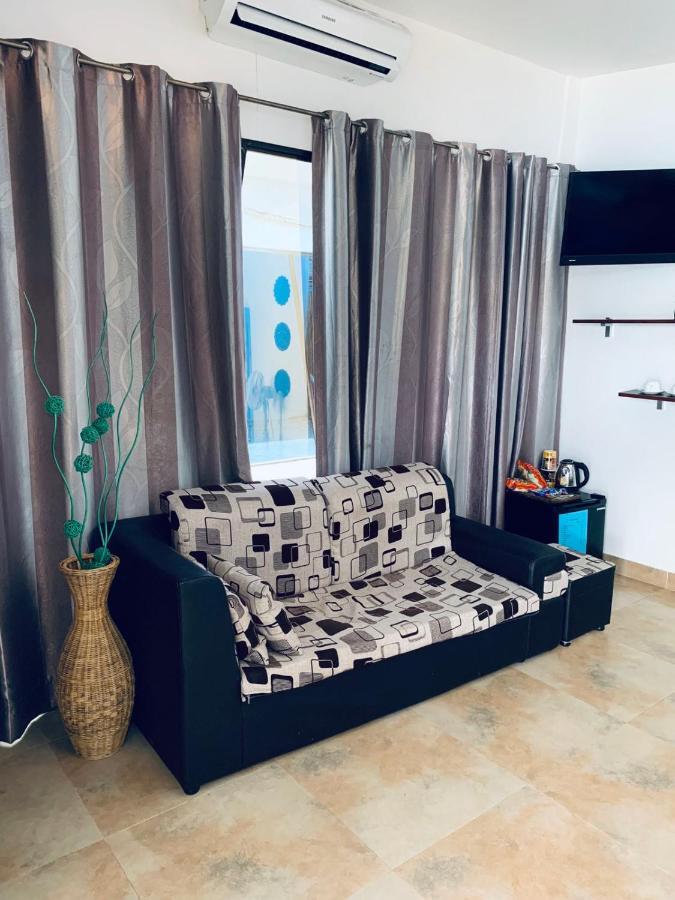 Bounty Boutique Hotel Ко Ронг Санлоем Екстериор снимка
